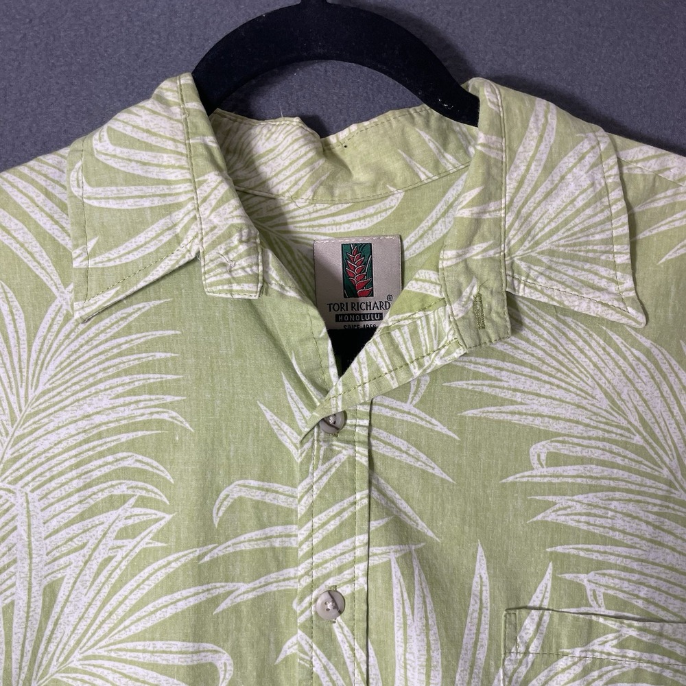 Tori Richard Honolulu Men's M Button Down Green White Palm Print Hawaii Aloha